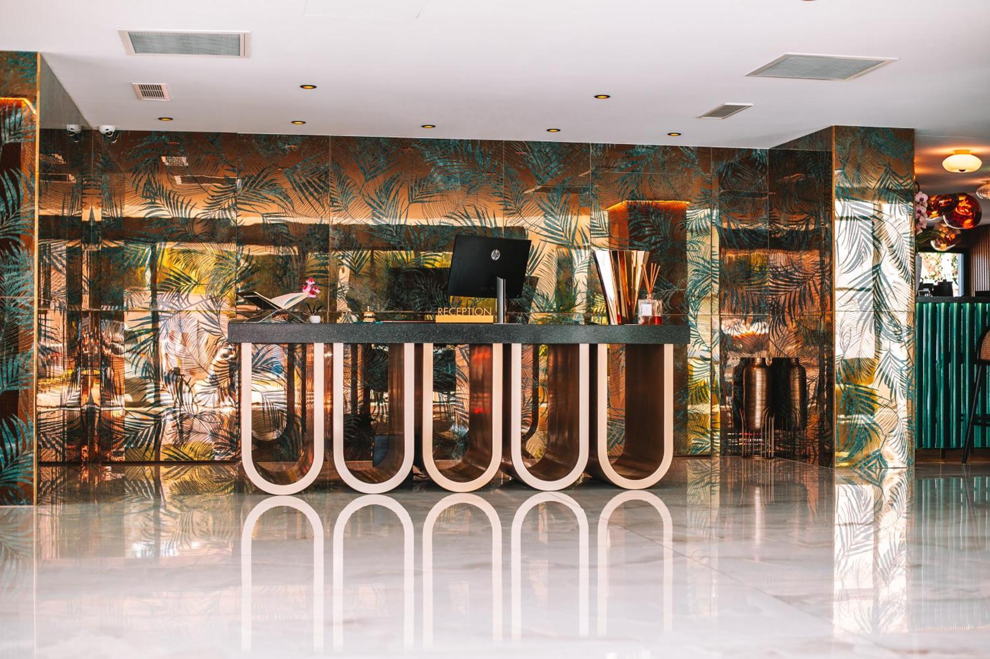 Calvi Hotel 외부 사진