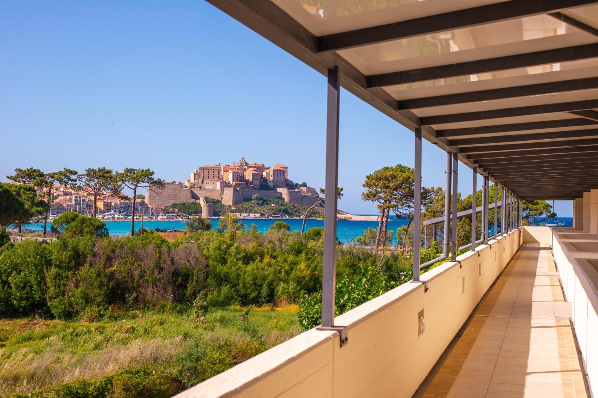 Calvi Hotel 외부 사진